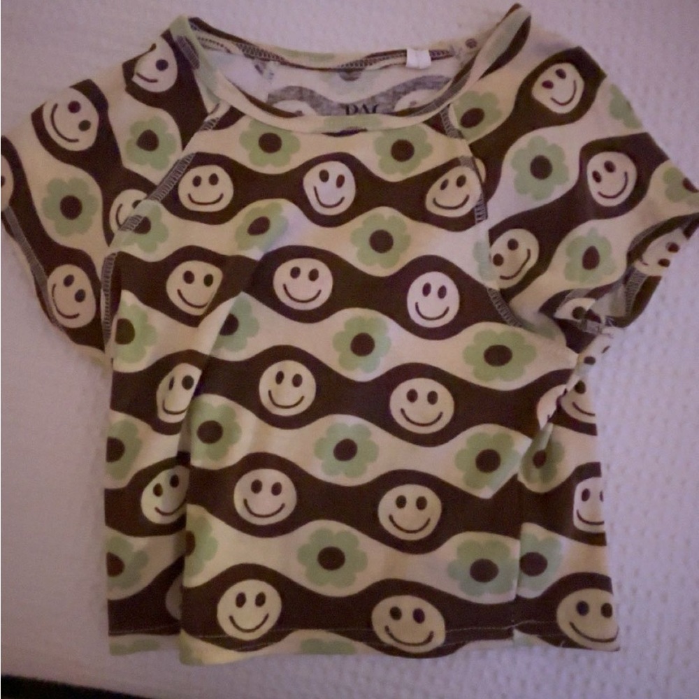 PacSun Goldschmied Smiley Face Patterned Top